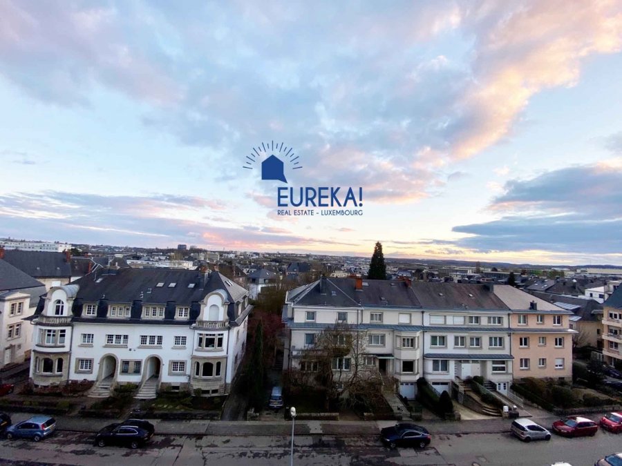 Appartement à louer 3 chambres à Luxembourg-Belair