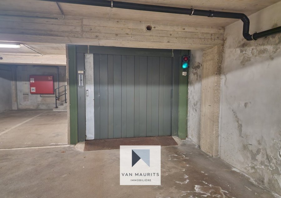 Garage ouvert à vendre à Luxembourg-Gare