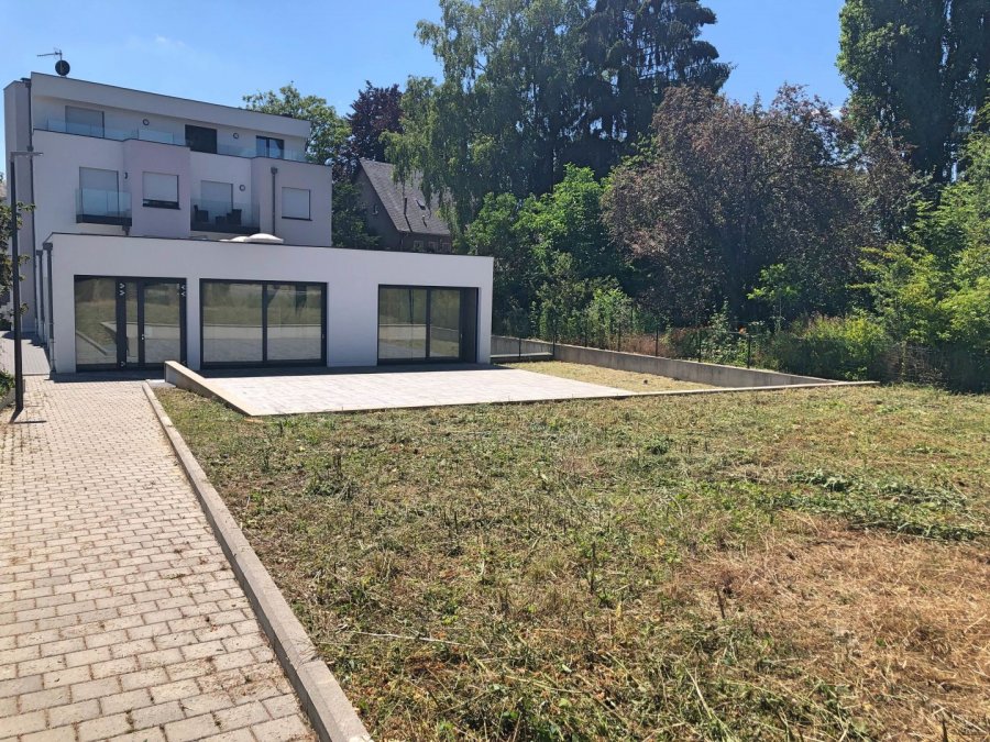 Ladenfläche zu verkaufen in Strassen