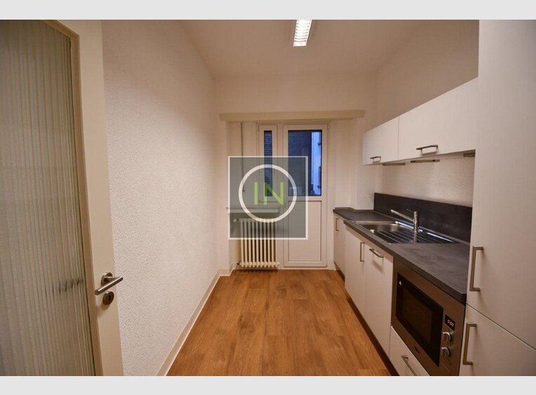 Bureau à louer à Luxembourg-Centre ville - Réf. 6608202