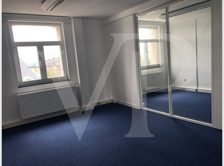 Bureau à louer à Luxembourg (LU) - Réf. 6860890