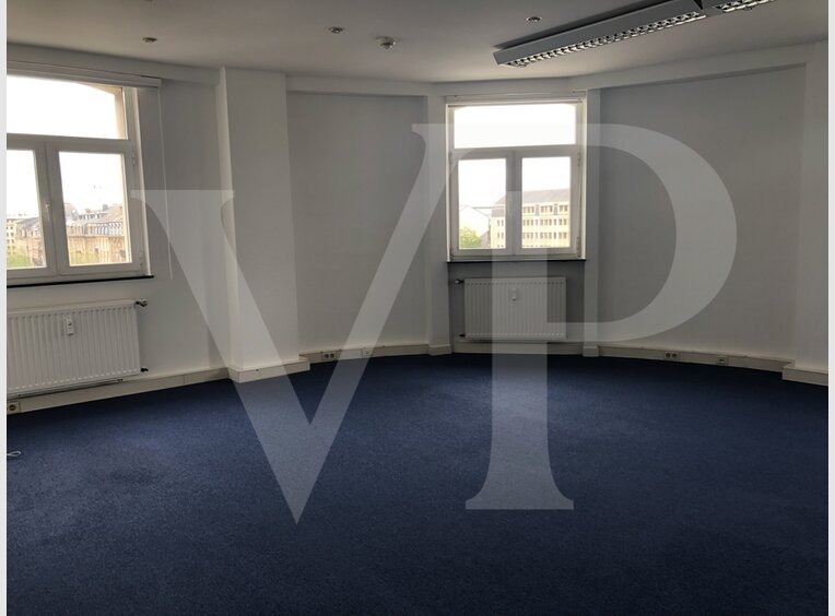Bureau à louer à Luxembourg (LU) - Réf. 6860890