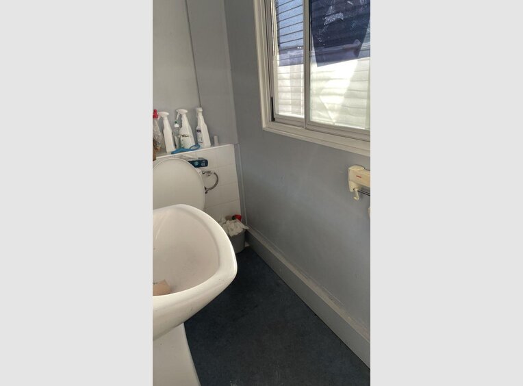 Bureau à louer à Foetz - Réf. 7156586