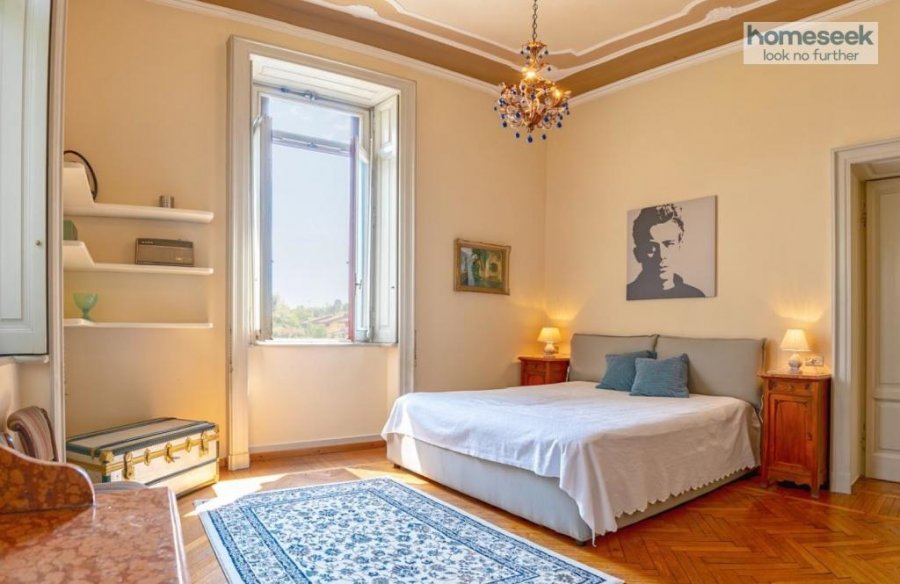 Maison de maître à vendre 8 chambres à Castelletto ticinese