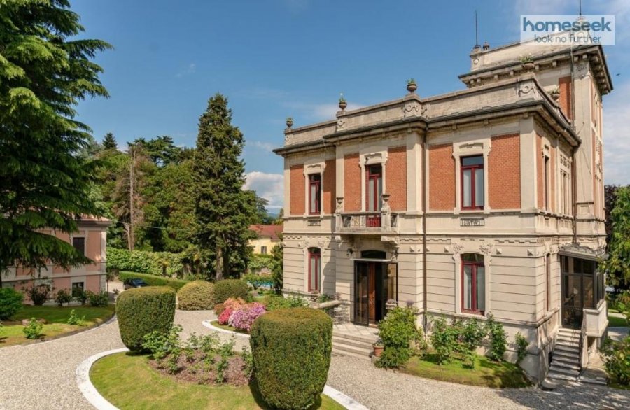 Maison de maître à vendre 8 chambres à Castelletto ticinese