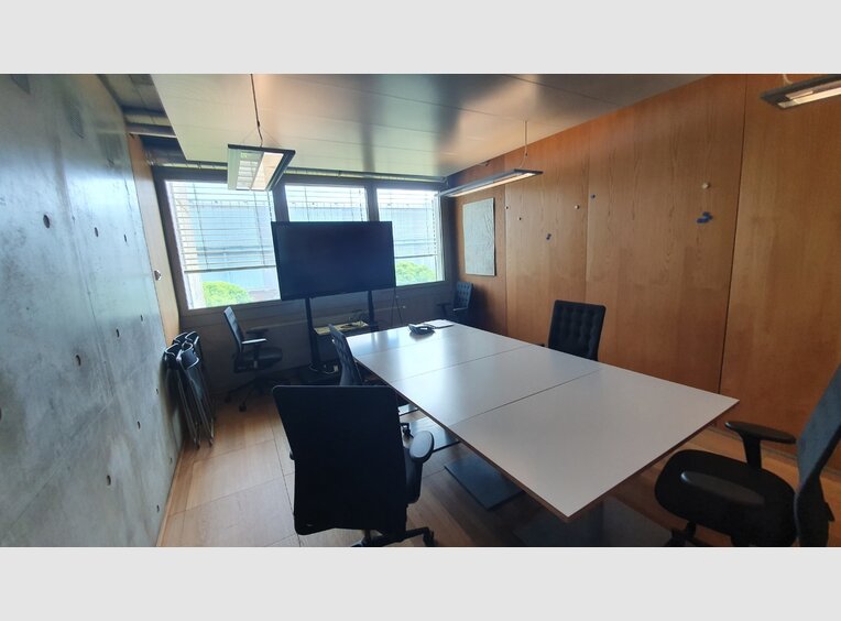 Bureau à louer à Differdange (LU) - Réf. 6819962