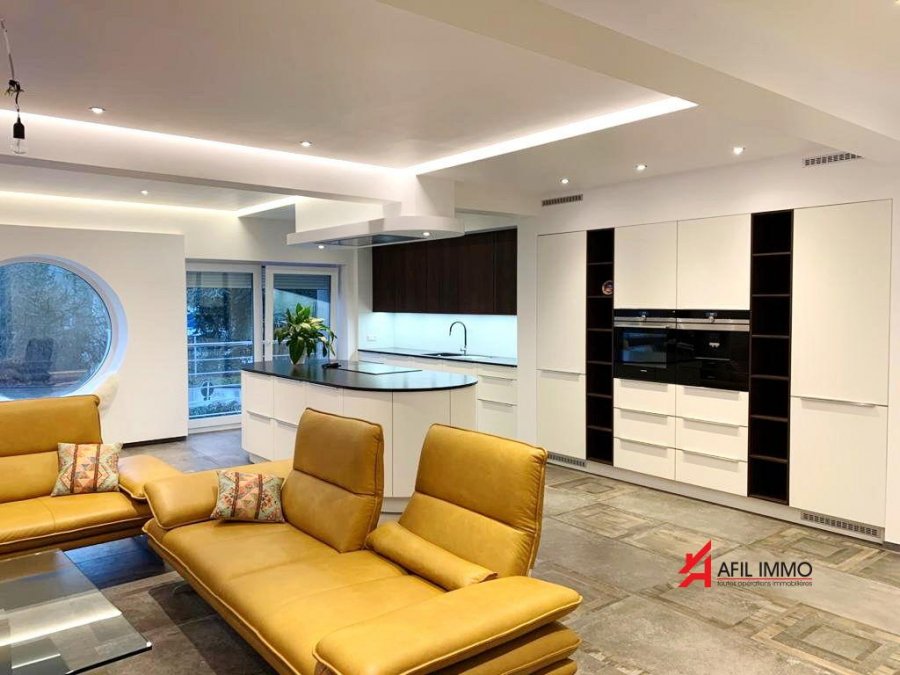 Maison à vendre 7 chambres à Rumelange