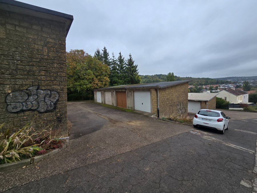 Garage fermé à vendre à Nilvange