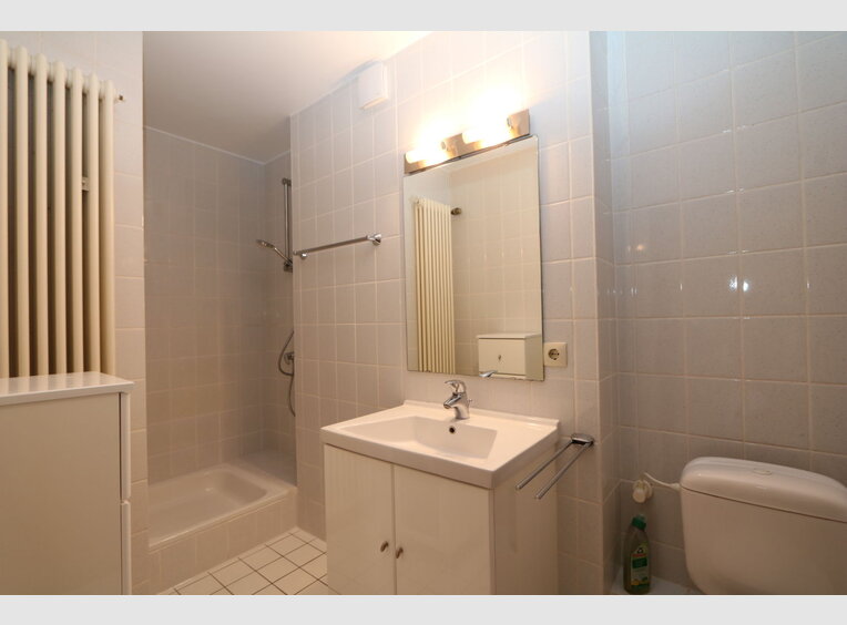 Duplex for rent 4 bedrooms in Luxembourg (LU) - Ref. 6941818