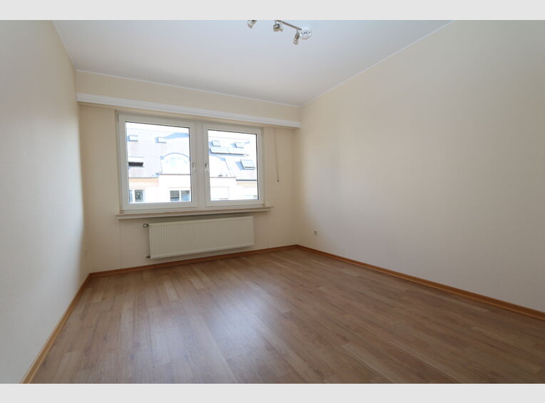 Duplex for rent 4 bedrooms in Luxembourg (LU) - Ref. 6941818