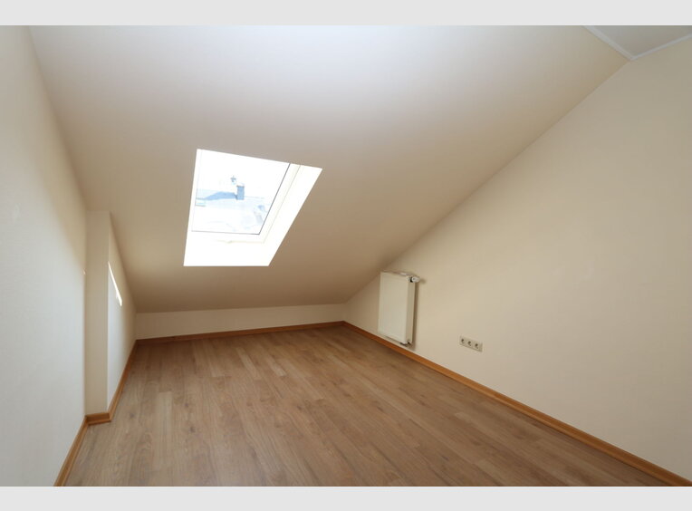 Duplex for rent 4 bedrooms in Luxembourg (LU) - Ref. 6941818
