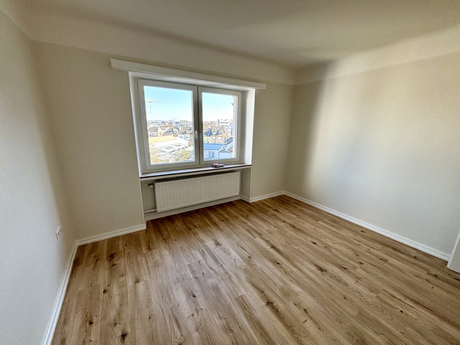 Appartement à louer 3 chambres à Luxembourg-Bonnevoie