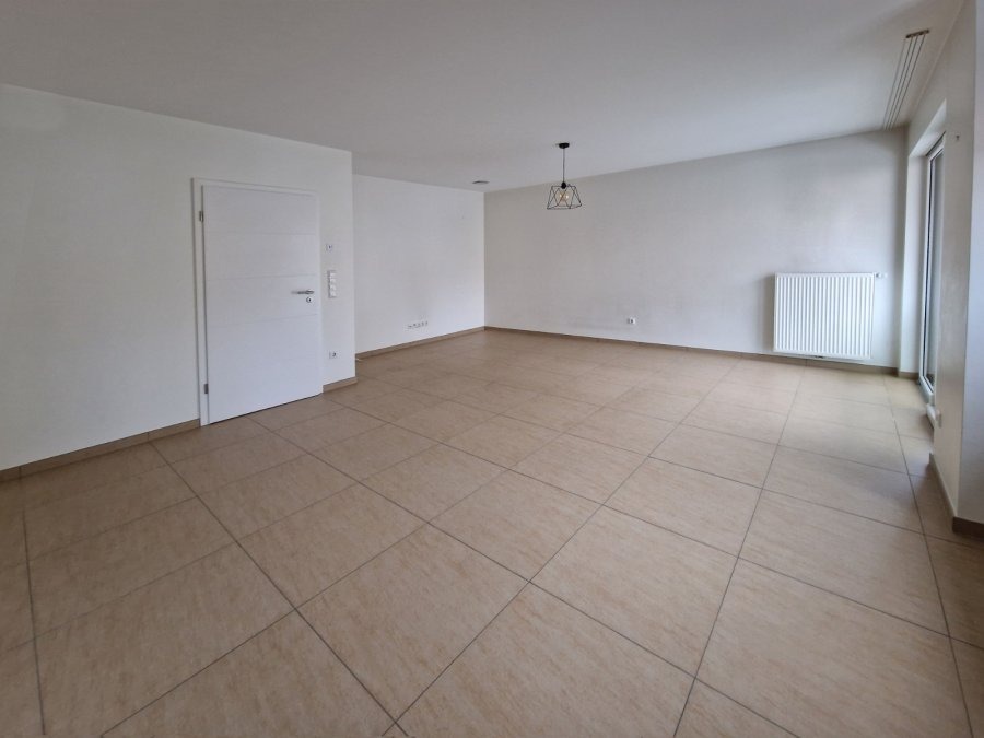 Appartement à louer 4 chambres à Kayl