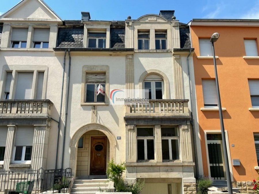 Maison mitoyenne à vendre 5 chambres à Luxembourg-Bonnevoie