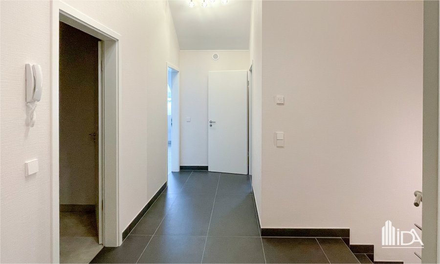 Maison jumelée à louer 4 chambres à Grosbous