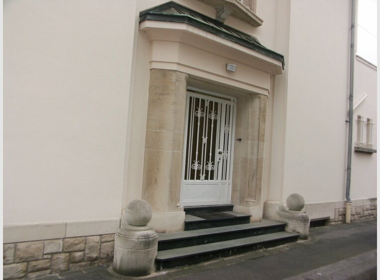 Townhouse for rent 6 bedrooms in Luxembourg (LU) - Ref. 7019482