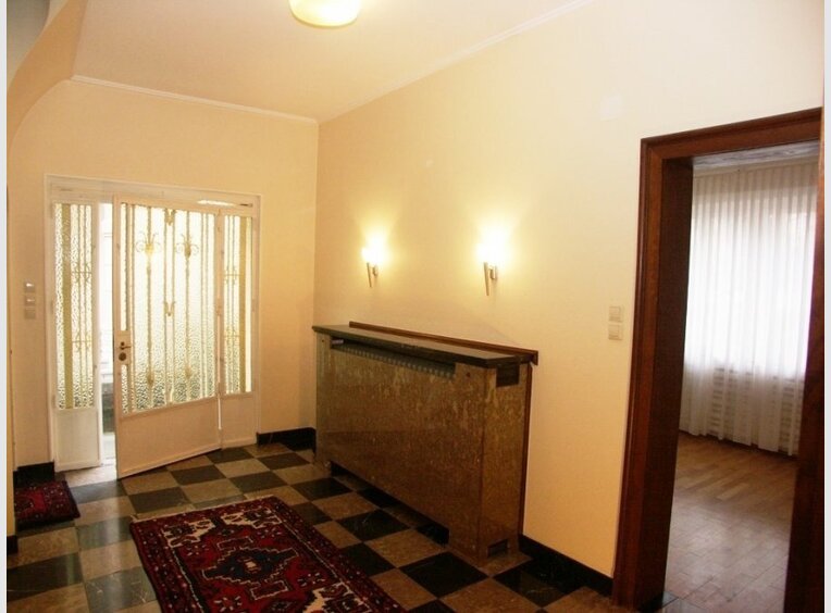 Townhouse for rent 6 bedrooms in Luxembourg (LU) - Ref. 7019482