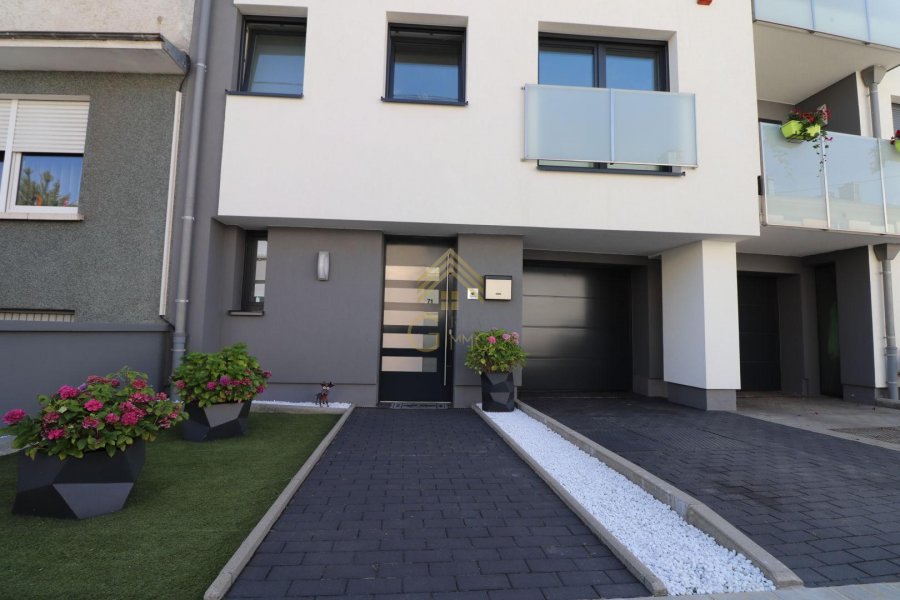 Maison à vendre 3 chambres à Differdange