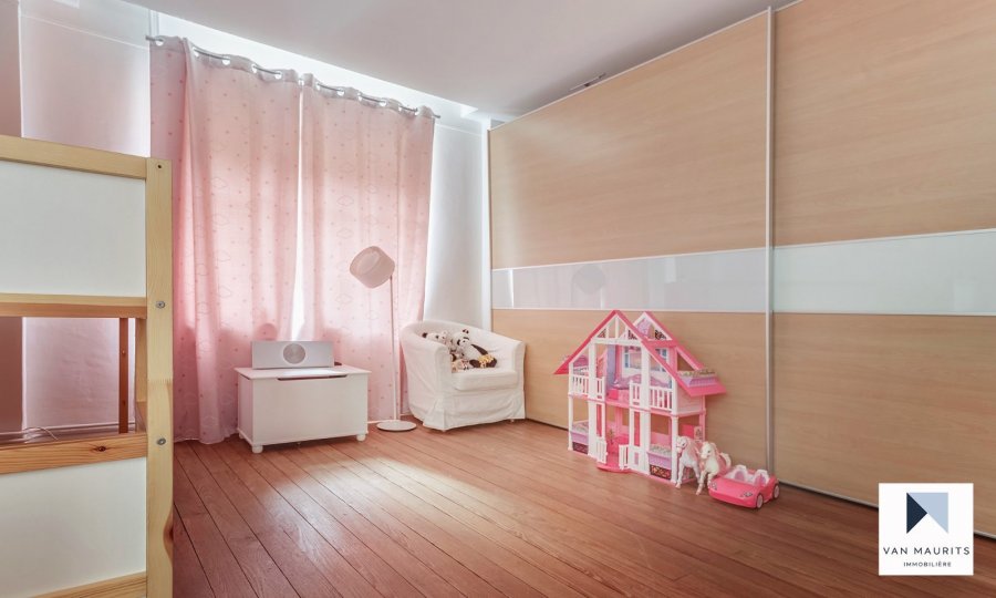 Maison à vendre 4 chambres à Luxembourg-Rollingergrund