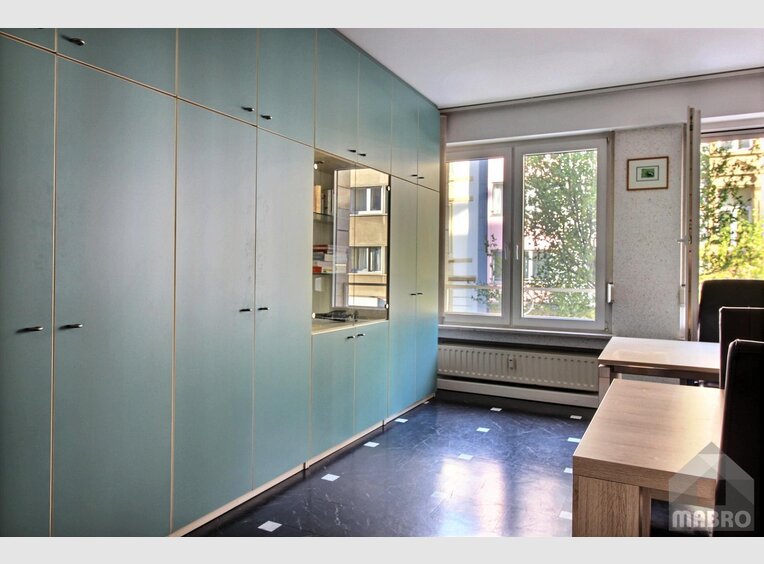 Bureau à louer 12 Chambres à Luxembourg (LU) - Réf. 6084635