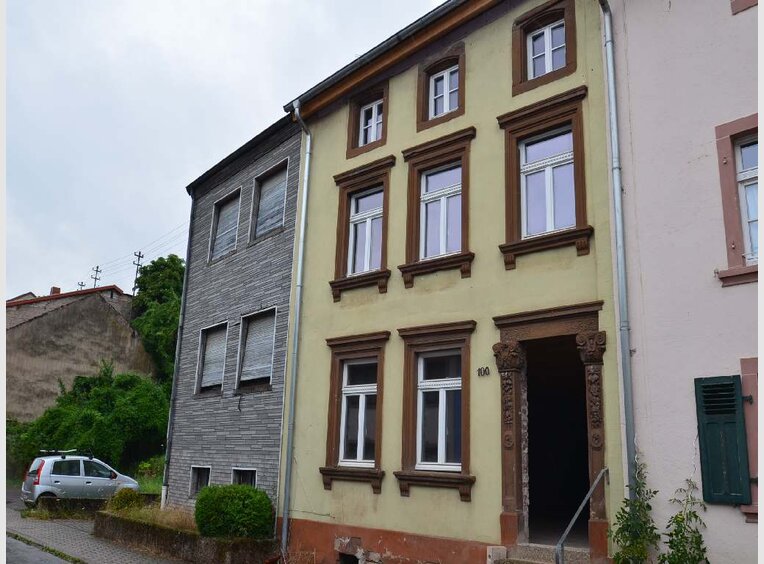 Maison à vendre 5 Pièces à Rehlingen-Siersburg (DE) - Réf. 6918443