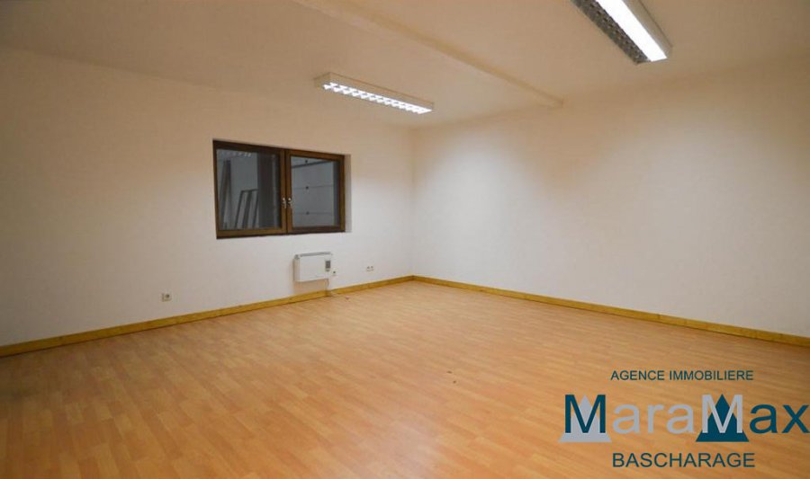 Entrepôt à louer à Dahlem