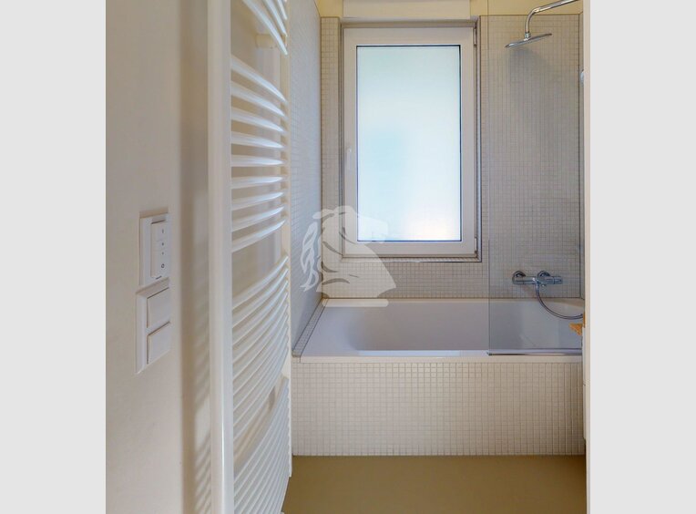 House for sale 4 bedrooms in Luxembourg (LU) - Ref. 7032379