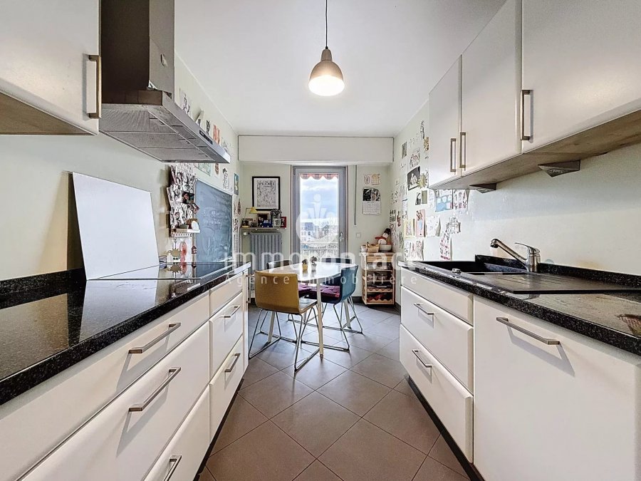 Appartement à vendre 3 chambres à Strassen