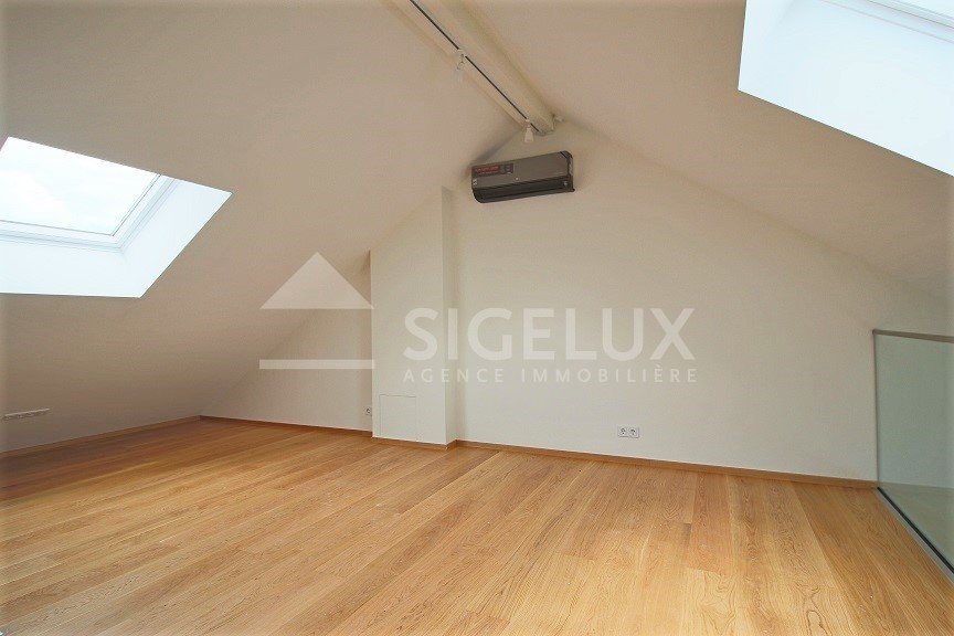 Duplex à louer 2 chambres à Luxembourg-Limpertsberg