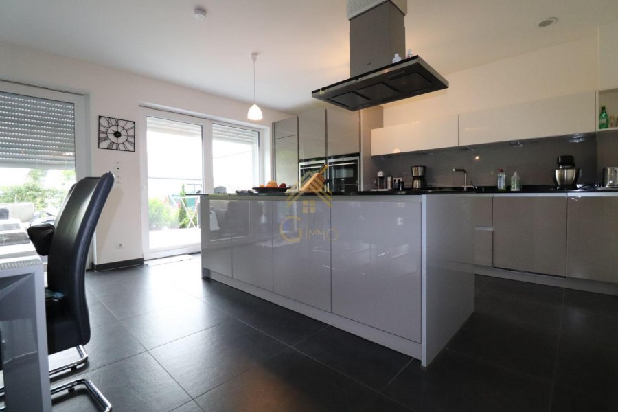 Maison à vendre 4 chambres à Schieren