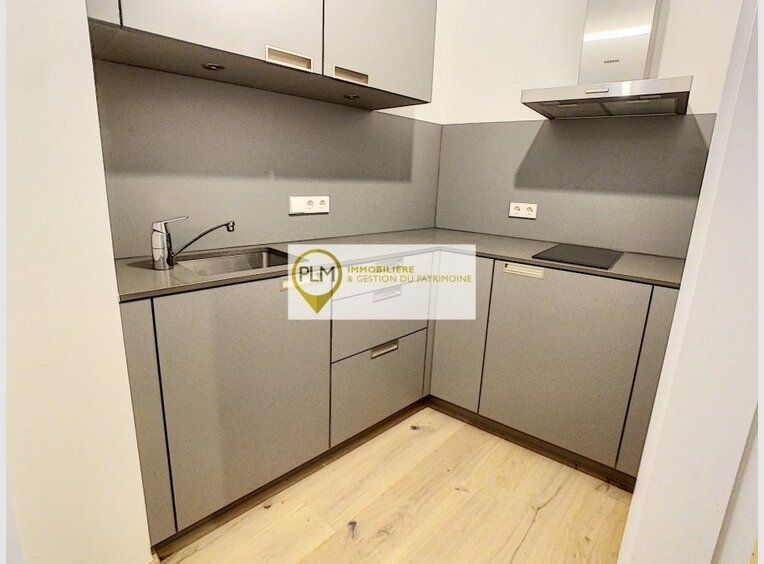 Bureau à louer à Luxembourg-Centre ville - Réf. 6893147