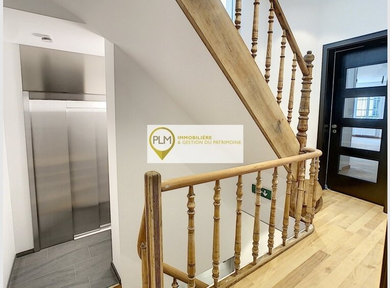 Bureau à louer à Luxembourg-Centre ville - Réf. 6893147