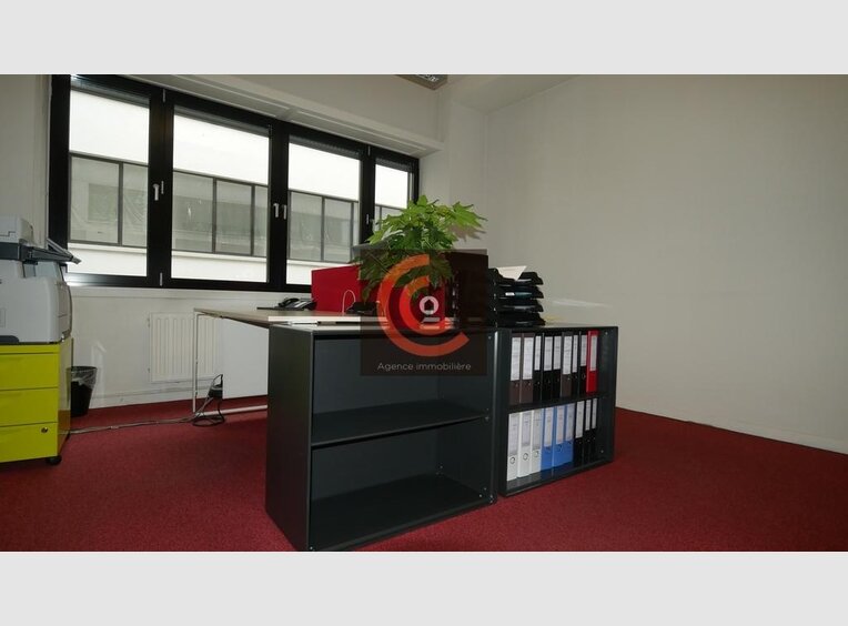 Bureau à louer à Luxembourg (LU) - Réf. 6212203