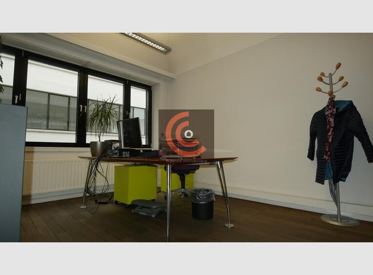 Bureau à louer à Luxembourg (LU) - Réf. 6212203