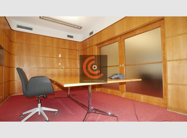 Bureau à louer à Luxembourg (LU) - Réf. 6212203