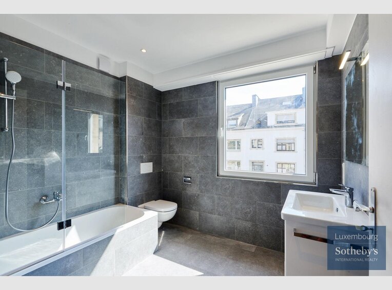 Haus zur Miete 5 Zimmer in Luxembourg (LU) - Ref. 6941803