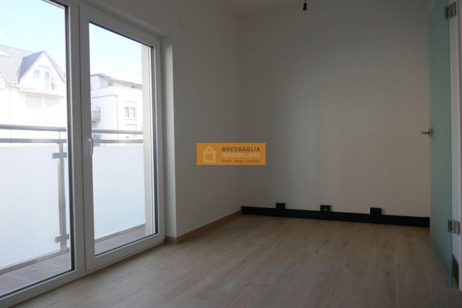 Bureau à louer 1 chambre à Esch-sur-alzette