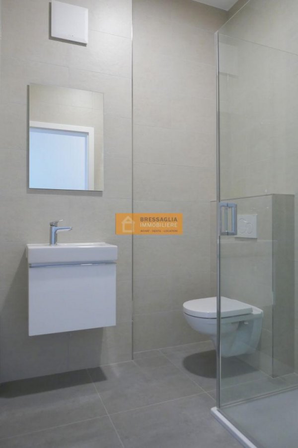 Bureau à louer 1 chambre à Esch-sur-alzette