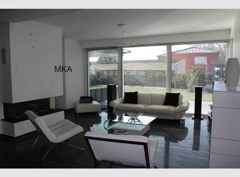 Villa for rent 5 bedrooms in Capellen (LU) - Ref. 6674043