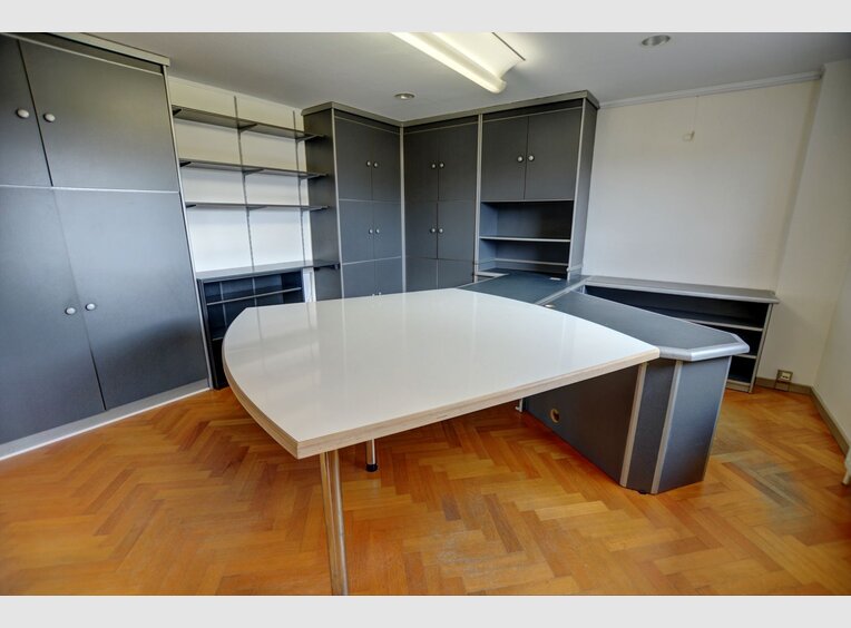 Bureau à louer à Steinfort (LU) - Réf. 7162747