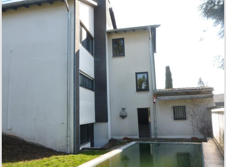Immeuble de rapport à vendre 12 Pièces à Schmelz (DE) - Réf. 7034043