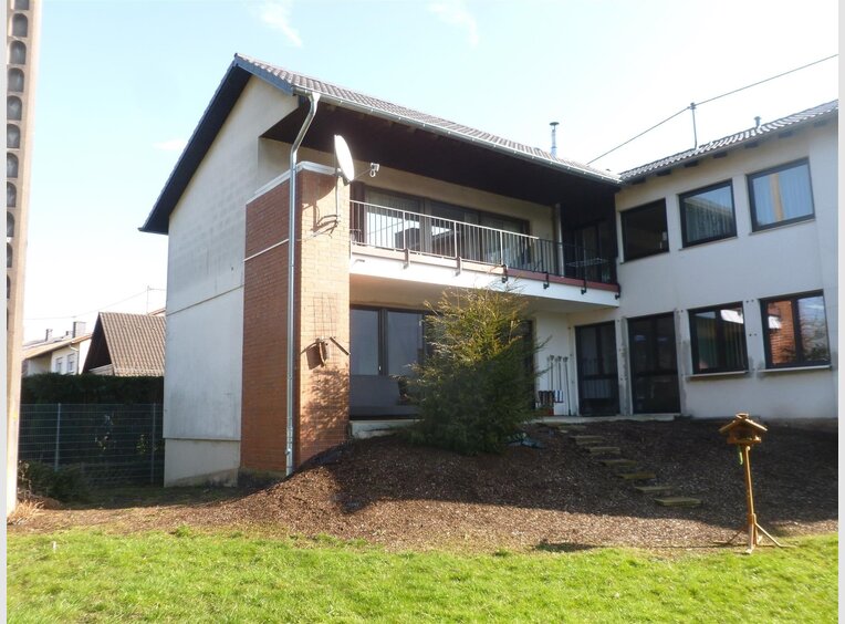 Immeuble de rapport à vendre 12 Pièces à Schmelz (DE) - Réf. 7034043