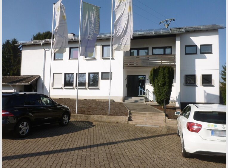 Immeuble de rapport à vendre 12 Pièces à Schmelz (DE) - Réf. 7034043