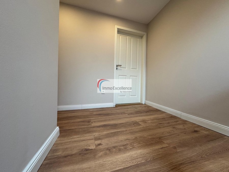 Maison mitoyenne à vendre 3 chambres à Echternach