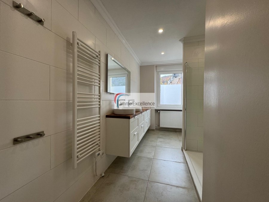 Maison mitoyenne à vendre 3 chambres à Echternach