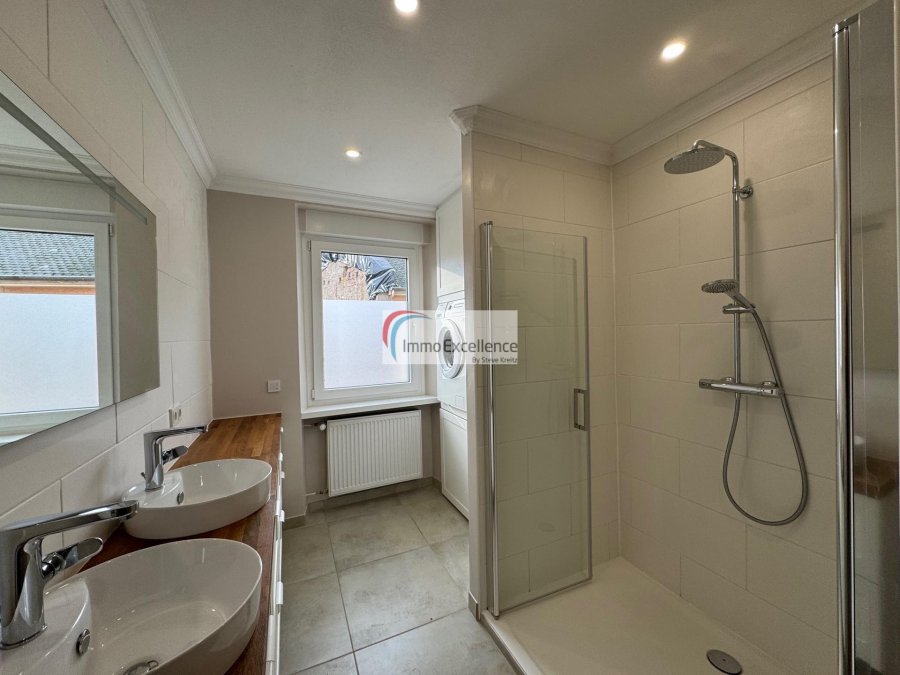 Maison mitoyenne à vendre 3 chambres à Echternach