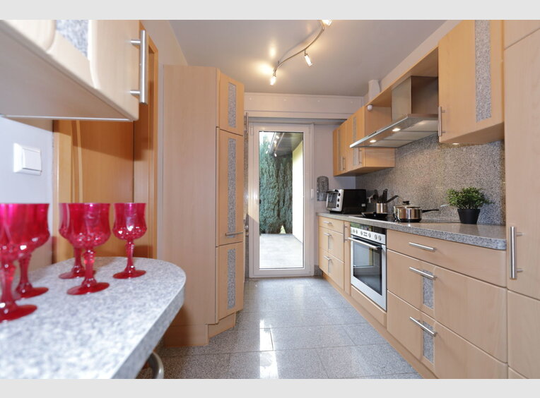 Schlafzimmer zur Miete 8 Zimmer in Leudelange (LU) - Ref. 7176395
