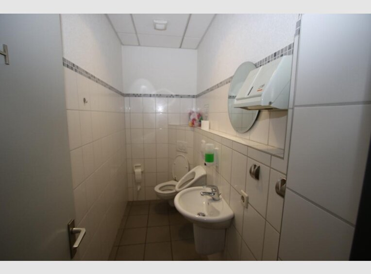 Bureau à louer à Strassen (LU) - Réf. 6096587