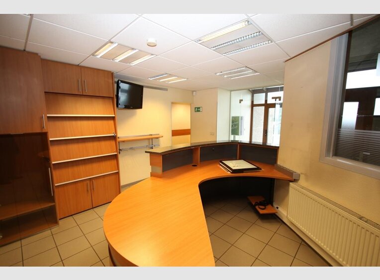 Bureau à louer à Strassen (LU) - Réf. 6096587