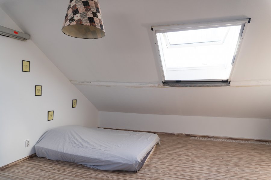 Maison jumelée à vendre 3 chambres à Dudelange